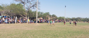 Juegos estudiantiles en La Armonía