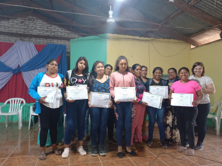 Curso modular de costura en Nich'a Toyish