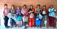 El grupo de mujeres de Campo Loro en su clausura del curso