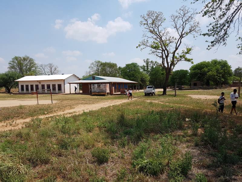 Escuela Básica N° 4.072 &quot;Carlos Antonio López&quot;